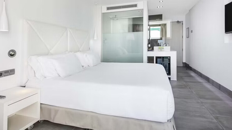 Deluxe Sea View